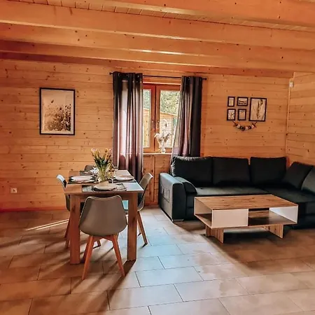 Nad Jeziorem Plawniowice Niewiesze