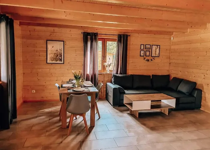 Nad Jeziorem Plawniowice Niewiesze